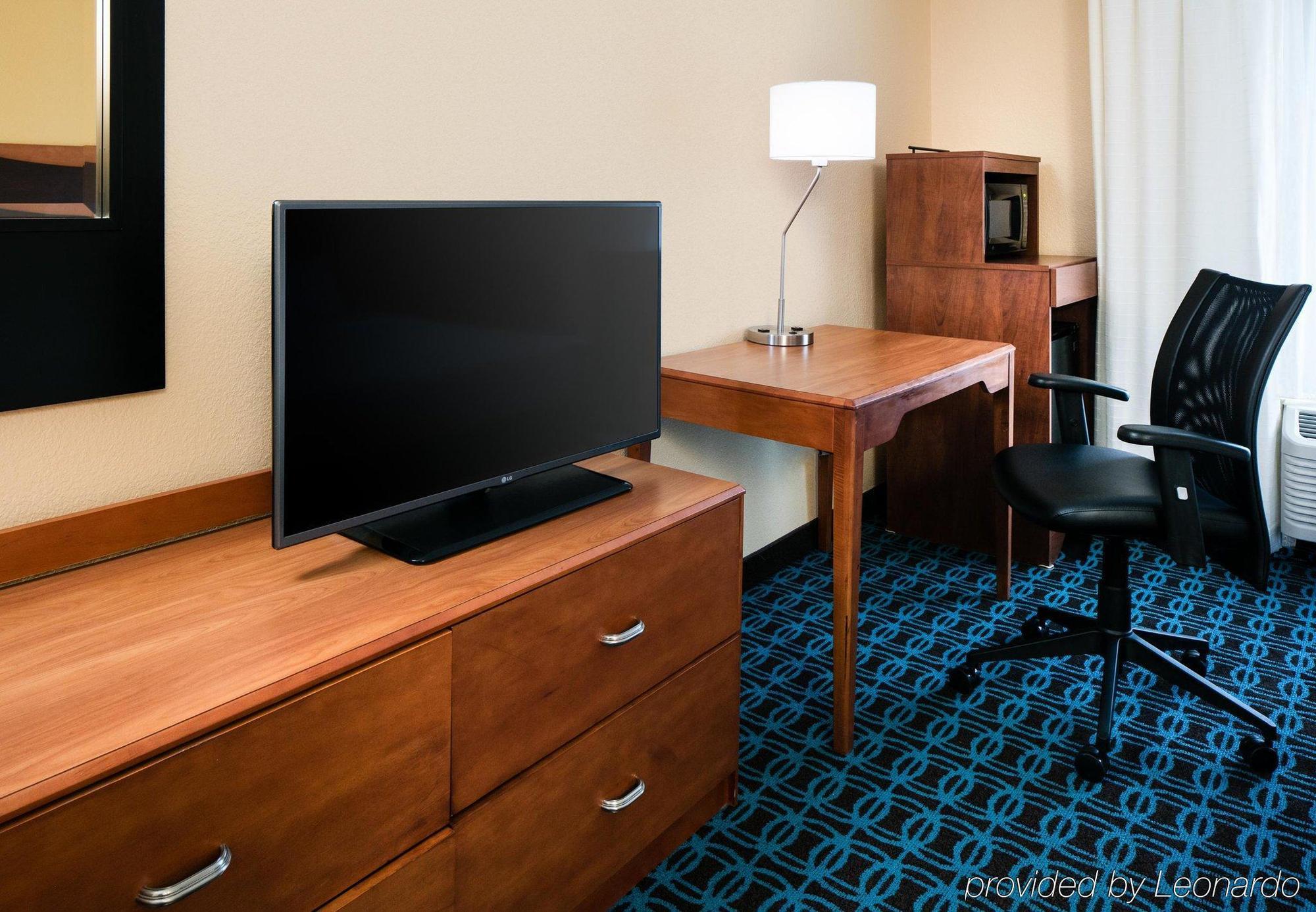 Comfort & - Kansas Hotel Olathe